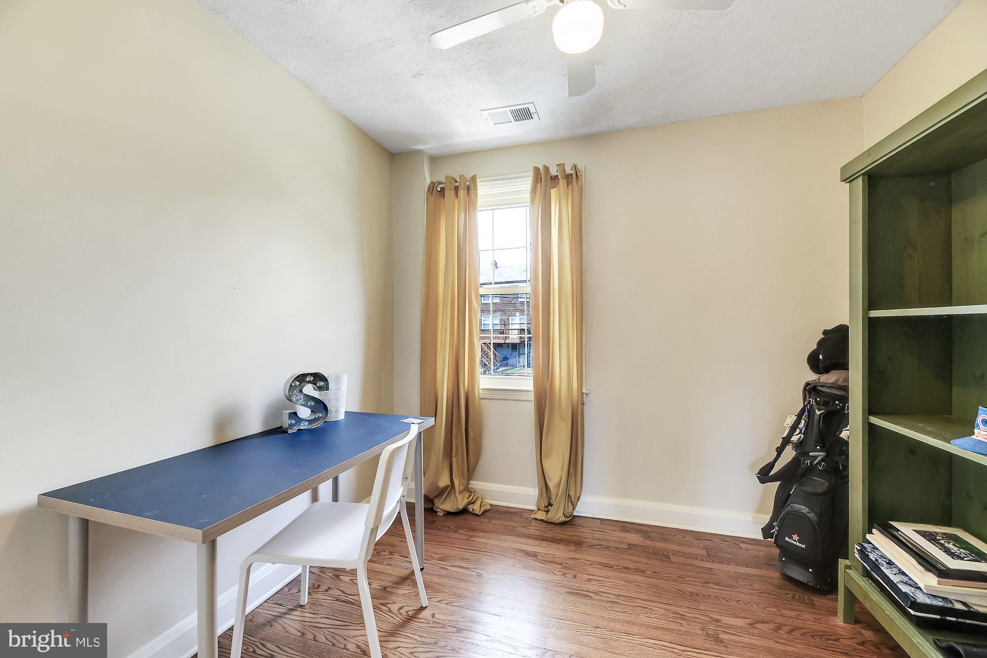 406 Stratford Road Baltimore, MD 21228 - Photo 22 of 35