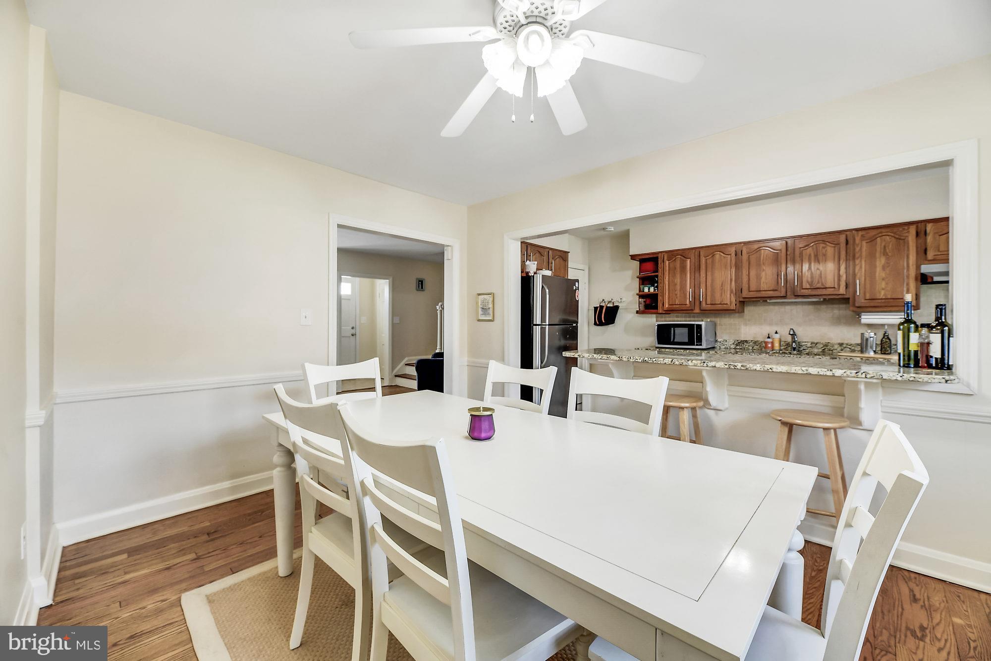 406 Stratford Road Baltimore, MD 21228 - Photo 8 of 35