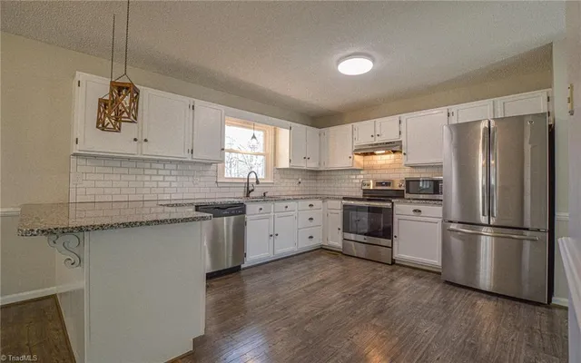 $339,900 | 532 Henderson Drive, Clemmons, NC 27012