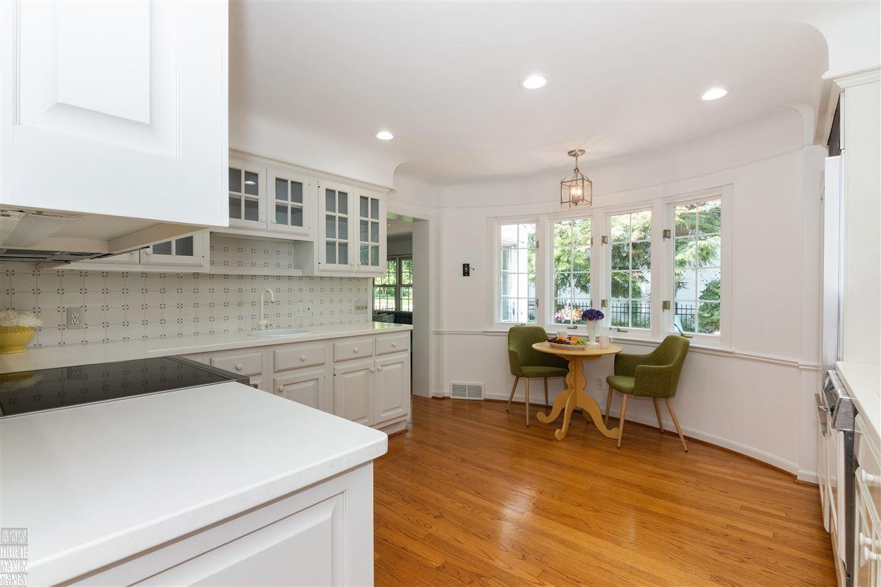 260 Stephens Road Grosse Pointe Farms, MI 48236 - Photo 7 of 29