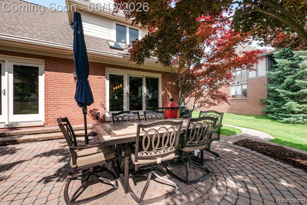 1902 Grayslake Drive Rochester Hills, MI 48306 - Photo 64 of 76
