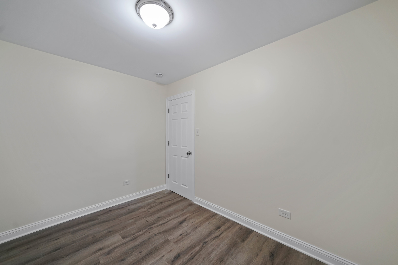 1441 Burr Oak Road Homewood, IL 60430 - Photo 12 of 27 a view of an empty room