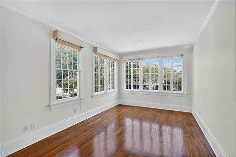 $1,950 | 7608 St Charles Avenue, Unit F, New Orleans, LA 70118