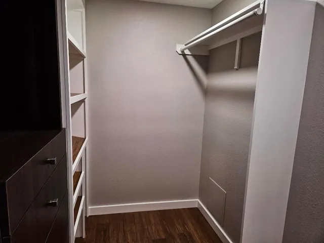 $1,860 | 110 Lexington Road, Elgin, TX 78621