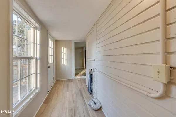 $379,900 | 201 East Unaka Avenue, Johnson City, TN 37601