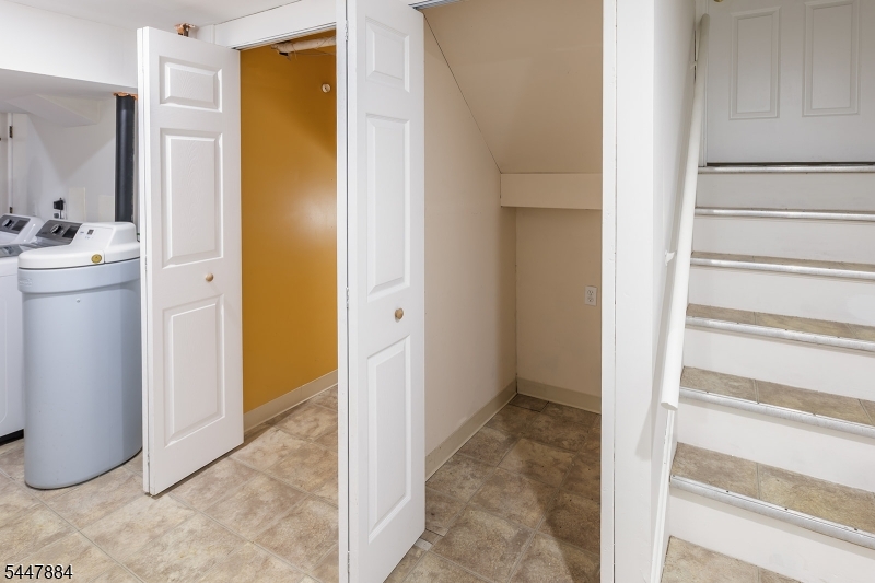 89 Continental Road Morris Plains, NJ 07950 - Photo 29 of 38