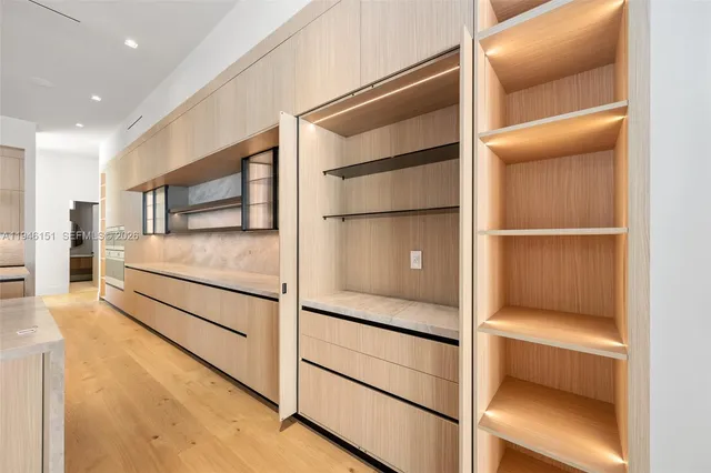 a view of a large window with an outdoor space