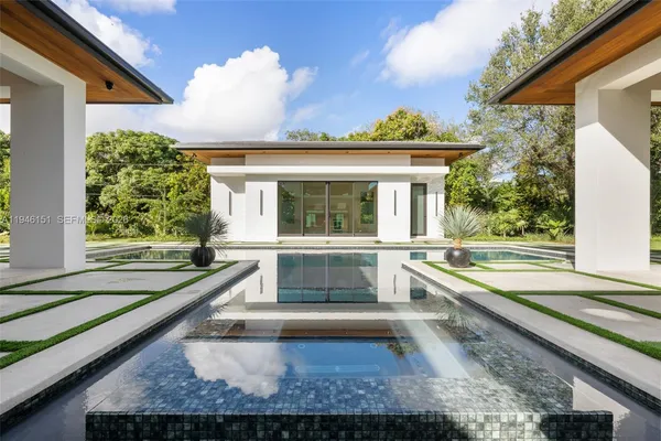 $9,499,000 | 7725 Southwest 114th Street, Pinecrest, FL 33156