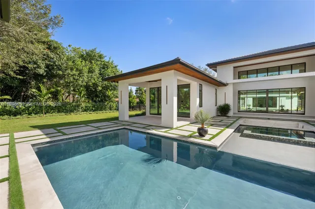 $9,499,000 | 7725 Southwest 114th Street, Pinecrest, FL 33156