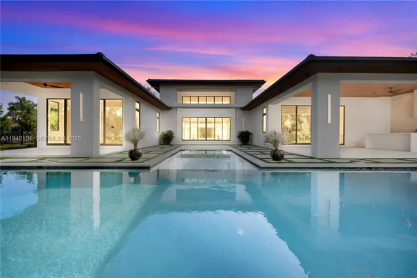 $9,499,000 | 7725 Southwest 114th Street, Pinecrest, FL 33156