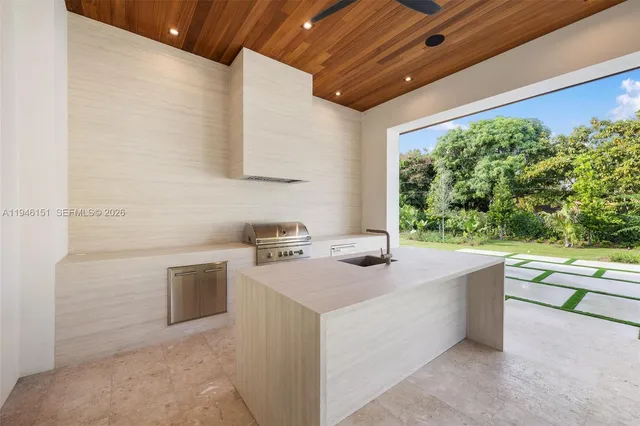 $9,499,000 | 7725 Southwest 114th Street, Pinecrest, FL 33156