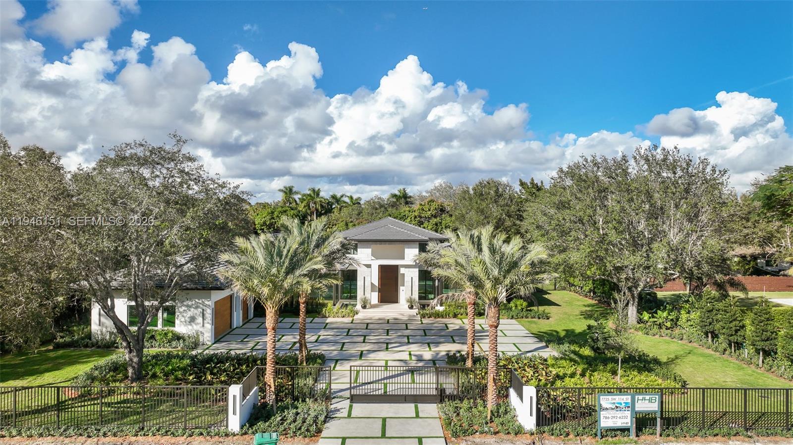 7725 Southwest 114th Street Pinecrest, FL 33156 - Photo 10 of 94