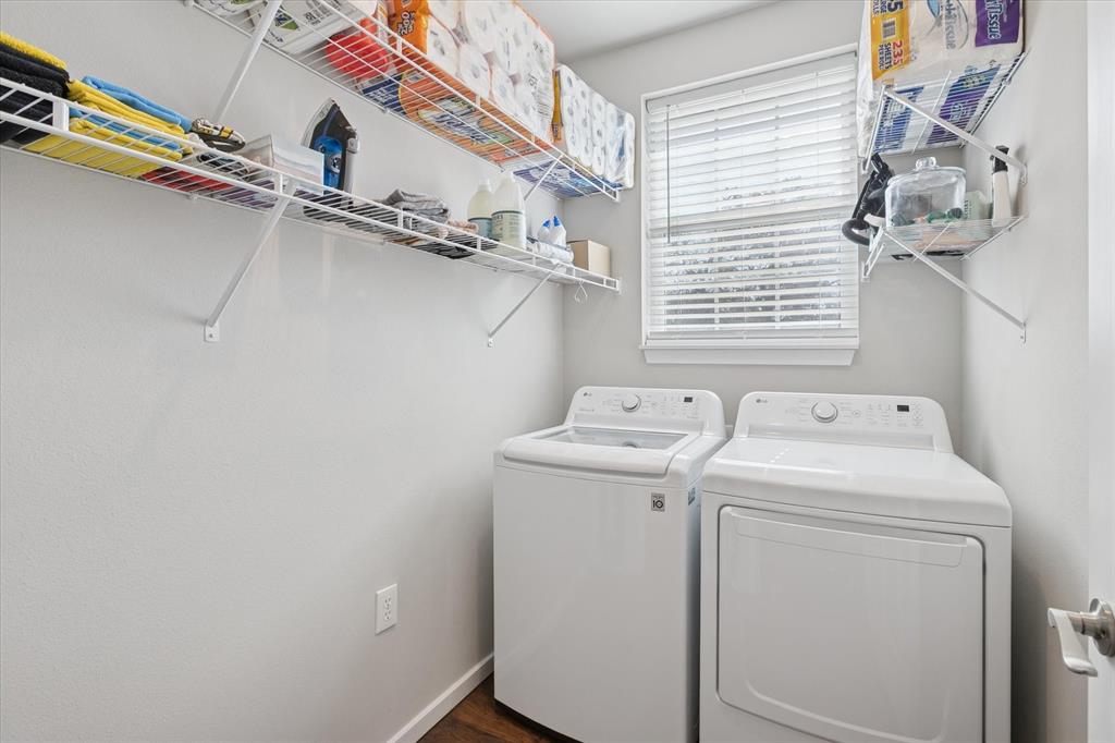 7232 Courtney Drive Azle, TX 76020 - Photo 33 of 39 a utility room with dryer and washer