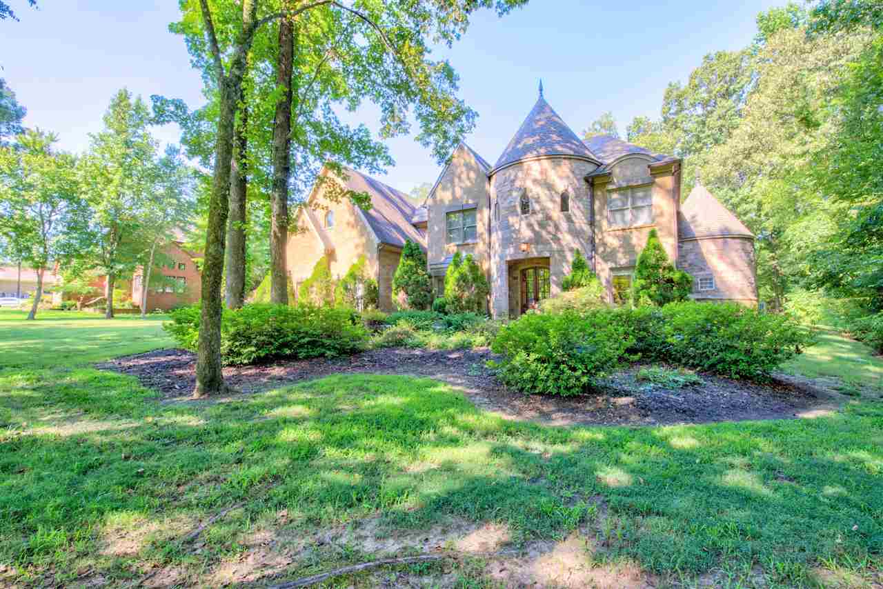 Live up to your expectations in this magnificent, one of a kind, 5 bedroom, 4.5 bath home situated on 2 beautiful acres, with 3 turrets making you feel like you are royalty. Granite galore, 3 vented fireplaces, intercom system, hardwood floors & more!