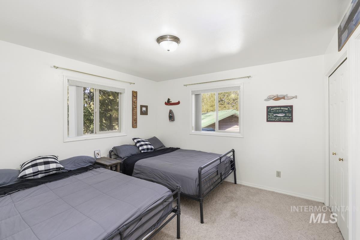 1496 Pine Ridge Drive Cascade, ID 83611 - Photo 24 of 47 Upstairs Bedroom 3
