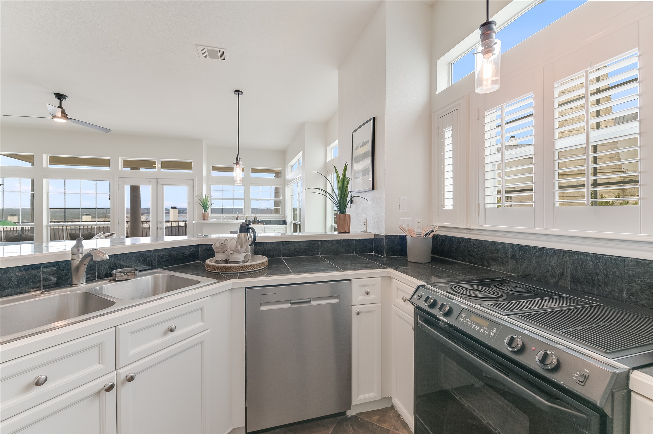 2918 Ranch Road 620 North, Unit 299 Austin, TX 78734 - Photo 15 of 32