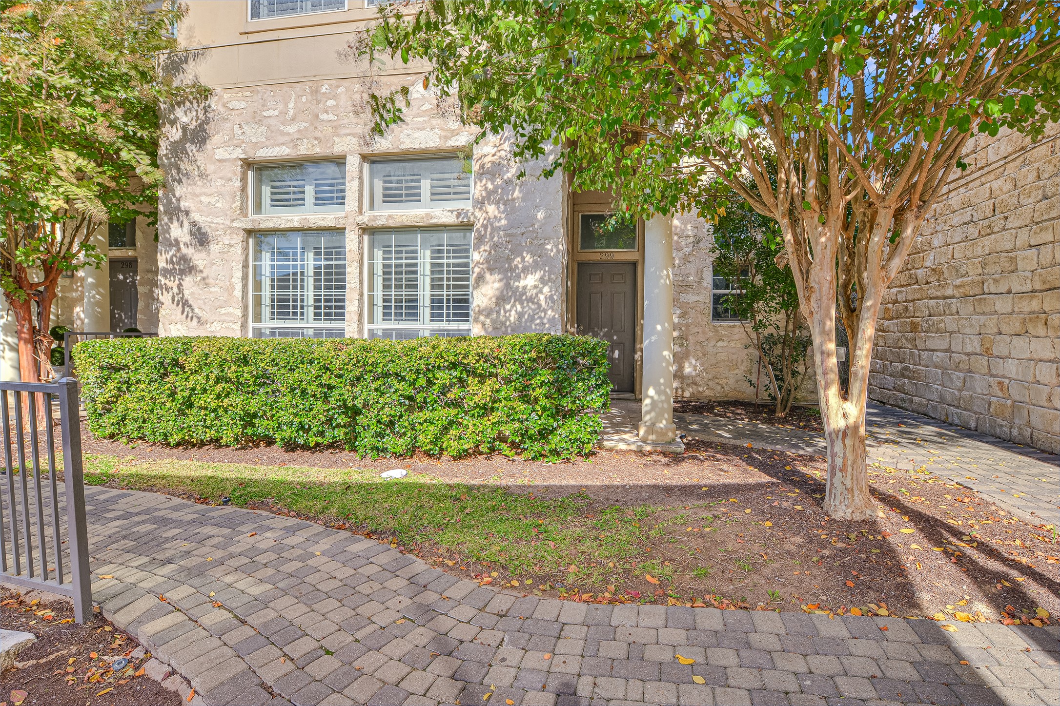 2918 Ranch Road 620 North, Unit 299 Austin, TX 78734 - Photo 2 of 32 Corner Unit near the Pool