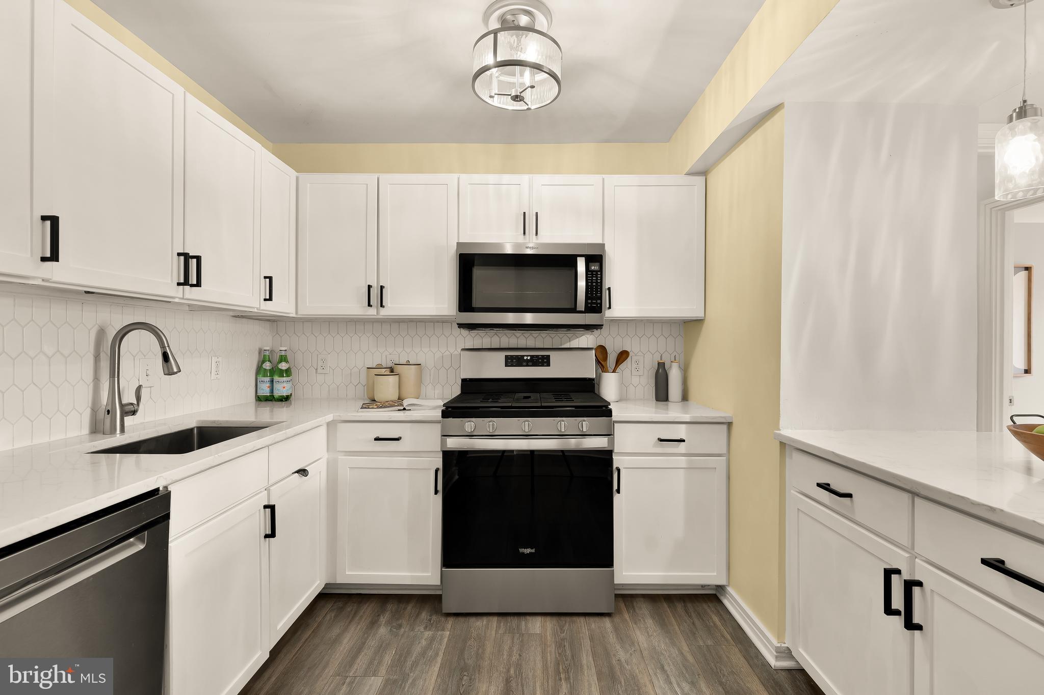 800 4th Street Southwest, Unit S409 Washington, DC 20024 - Photo 4 of 22