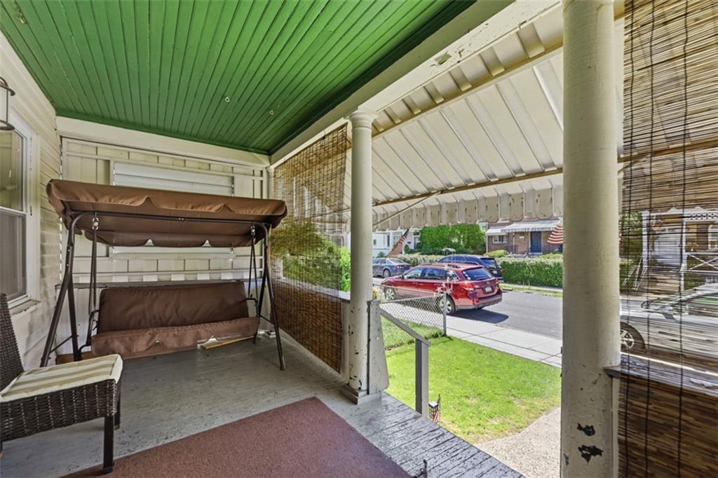 1133 9th Street McKees Rocks, PA 15136 - Photo 5 of 27