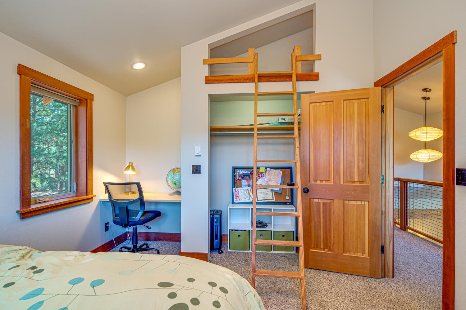 18776 Choctaw Road Bend, OR 97702 - Photo 19 of 52 Bedroom 2