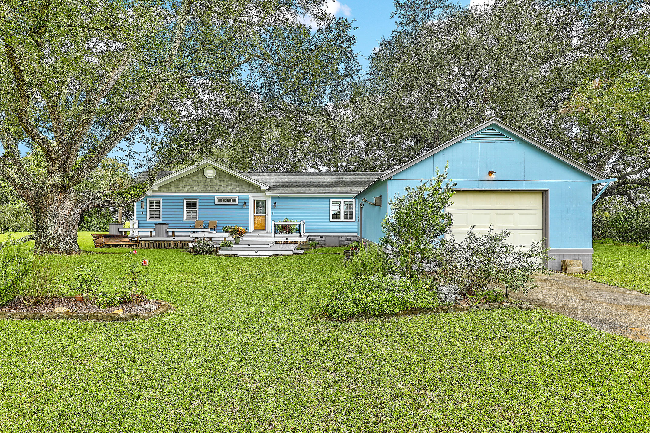 2502 Birds Key Road Johns Island, SC 29455 - Photo 5 of 25 1R3A0836_37_38_39_40_41_42