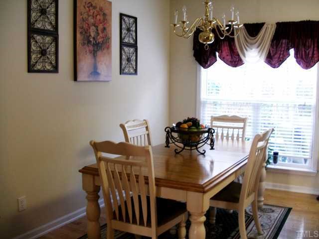3057 Settle In Lane Raleigh, NC 27614 - Photo 4 of 11 Dining/Breakfast