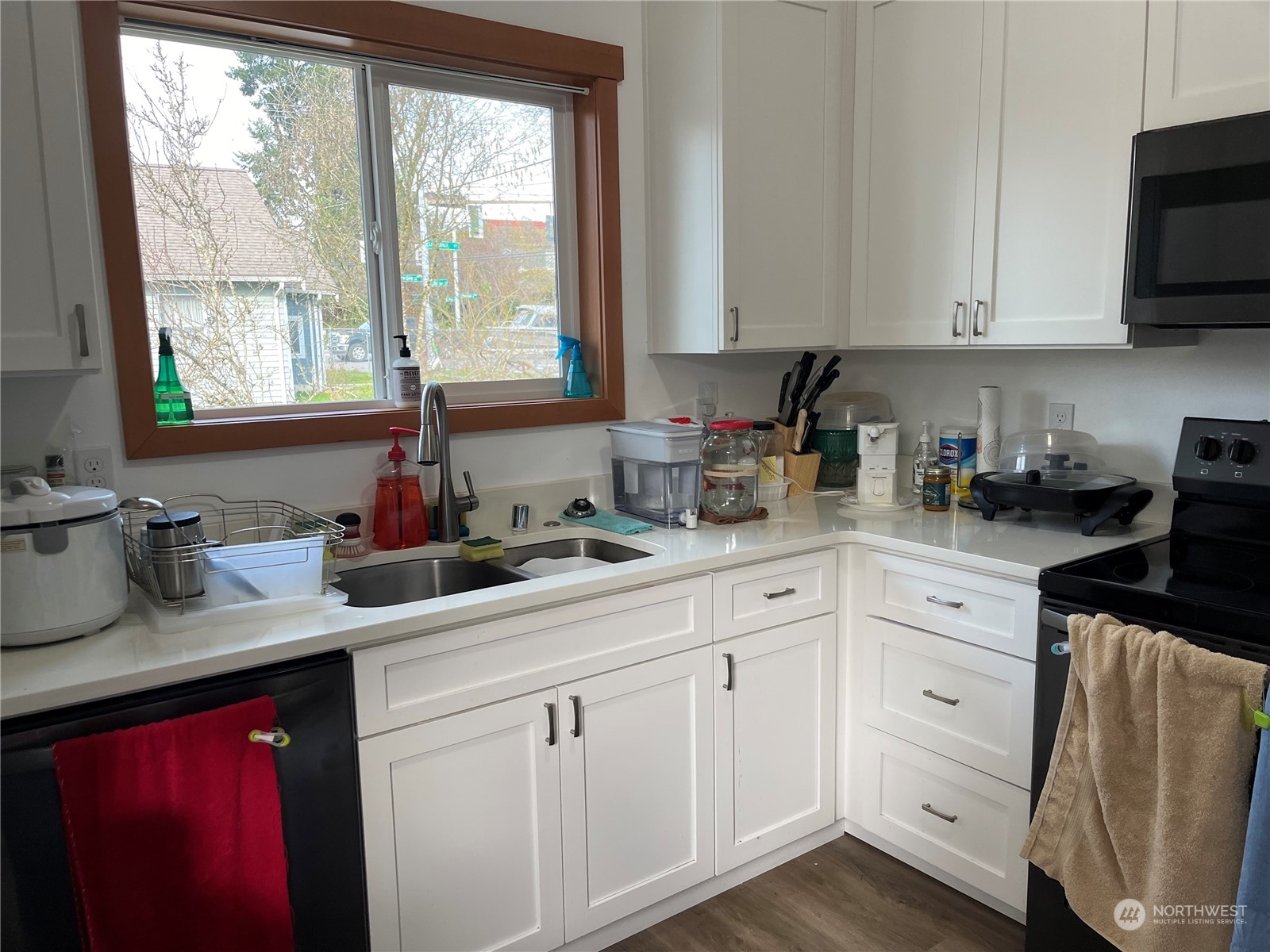 8609 Renton Avenue South Seattle, WA 98118 - Photo 13 of 31 Gallery Image 13