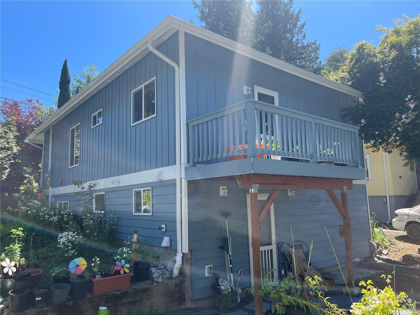 8609 Renton Avenue South Seattle, WA 98118 - Photo 3 of 31 Gallery Image 3