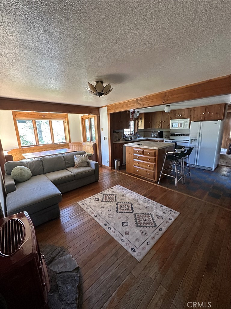 2030 Old Mammoth Road Mammoth Lakes, CA 93546 - Photo 4 of 8