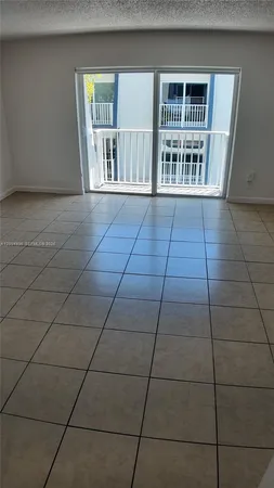 $1,900 | 11140 Southwest 196th Street, Unit 308, Cutler Bay, FL 33157