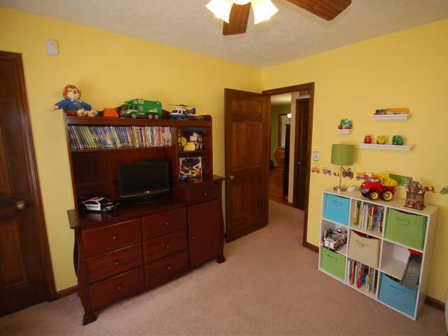 8108 Forward Pass Road Indianapolis, IN 46217 - Photo 20 of 24 Gallery Image 20