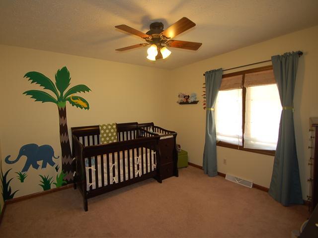 8108 Forward Pass Road Indianapolis, IN 46217 - Photo 8 of 24 Gallery Image 8