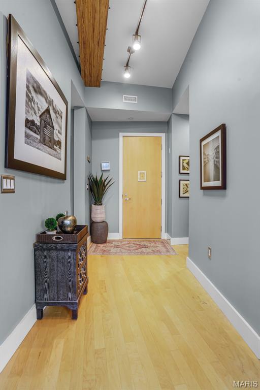 630 Emerson Road, Unit 206 Creve Coeur, MO 63141 - Photo 3 of 34 Gallery Image 3