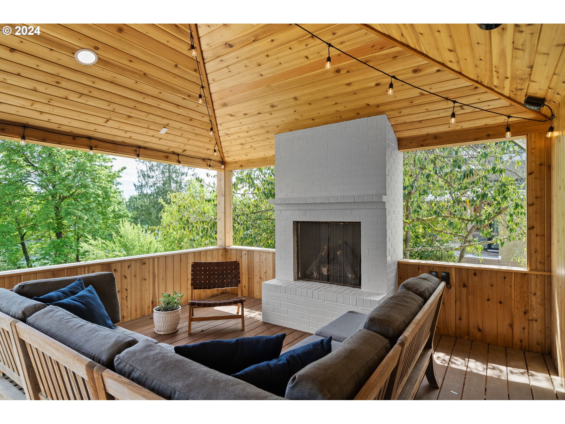 7130 Southwest Montgomery Way Wilsonville, OR 97070 - Photo 19 of 48