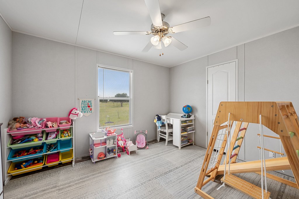 858 County Road 154 Georgetown, TX 78626 - Photo 25 of 33
