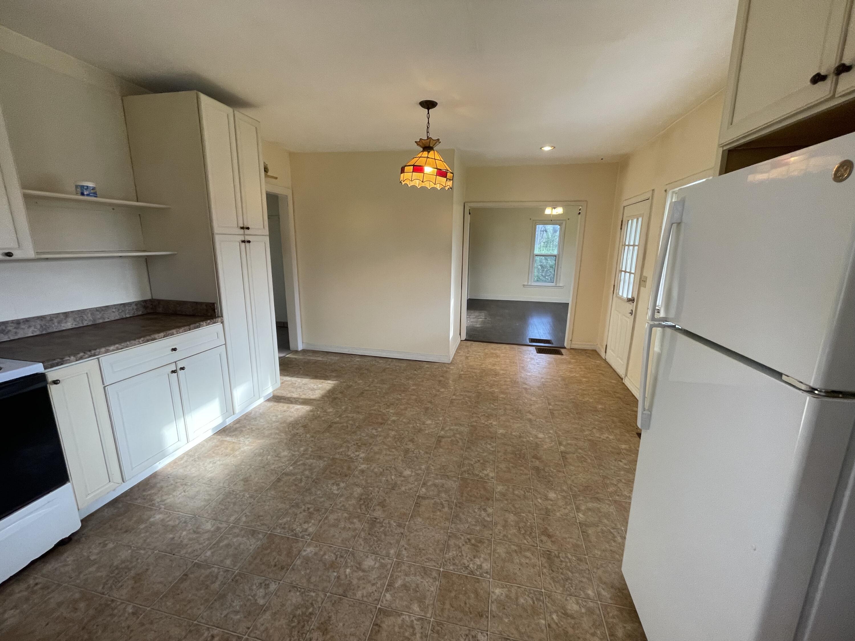 208 4th Street Plainwell, MI 49080 - Photo 11 of 26 IMG_7038