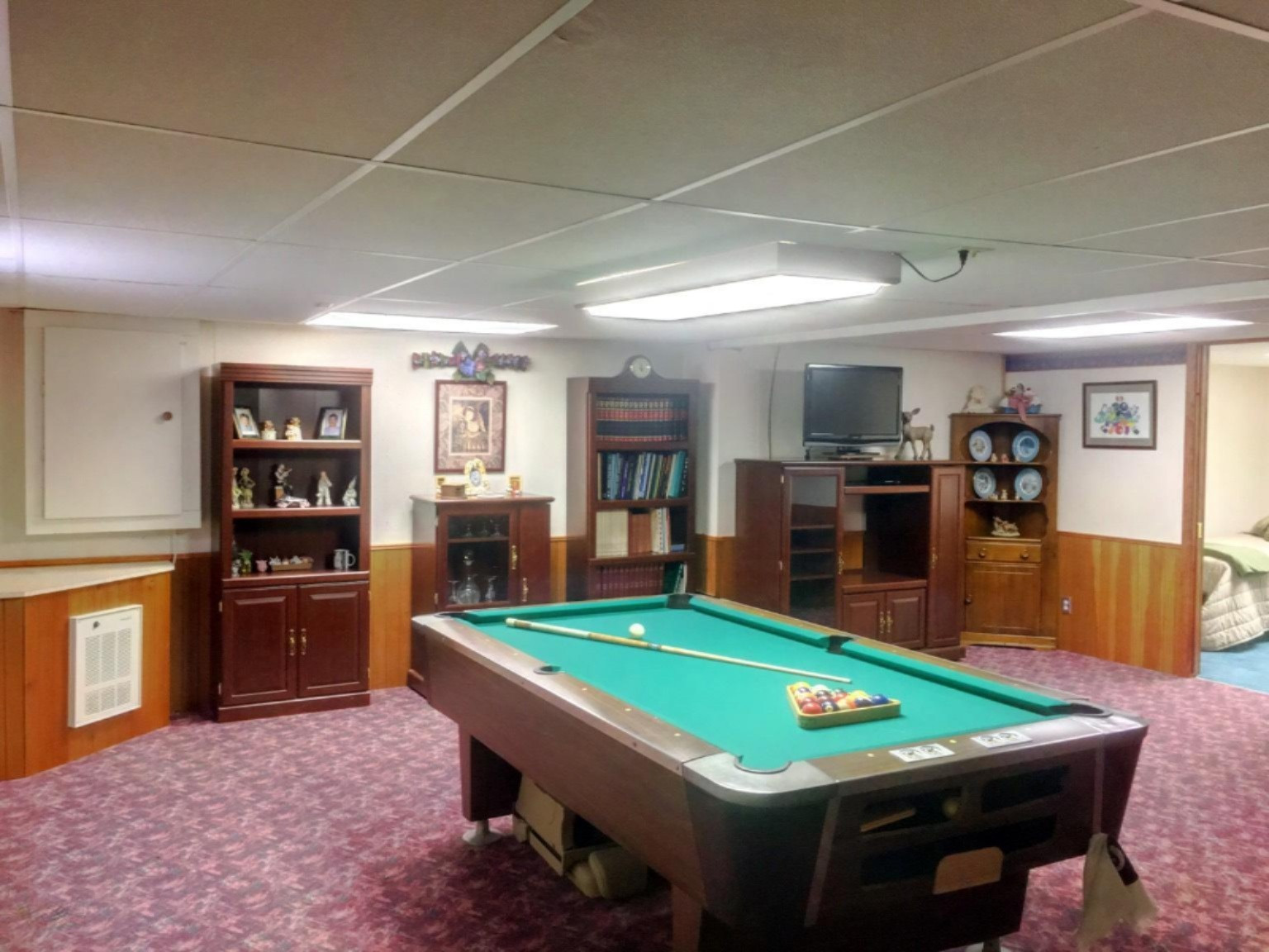 8688 Baseline Road Battle Creek, MI 49017 - Photo 29 of 37 Recreation Room with egress window!