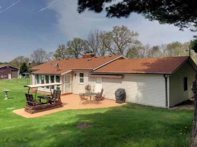 8688 Baseline Road Battle Creek, MI 49017 - Photo 6 of 37 IMG_4956