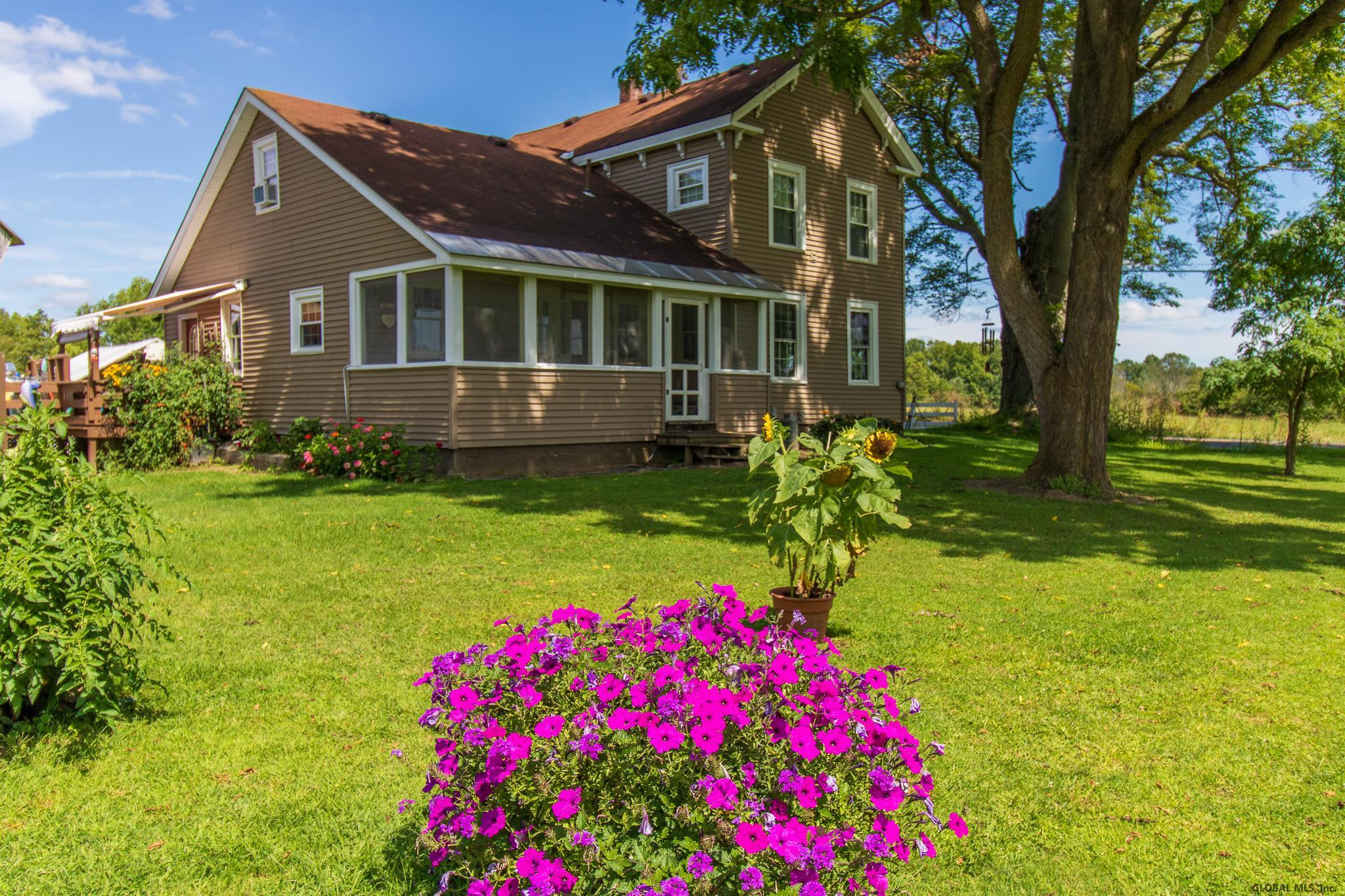 201 Gansevoort Road Moreau, NY 12831 - Photo 5 of 38 Photo 5