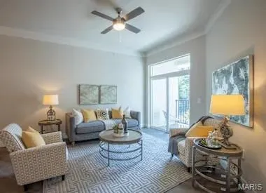 $1,818 | 226 East Lockwood Avenue, Unit 206, St. Louis, MO 63119