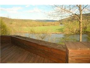 285 Jenny Davis Road Waterbury, VT 05676 - Photo 3 of 8 Gallery Image 3