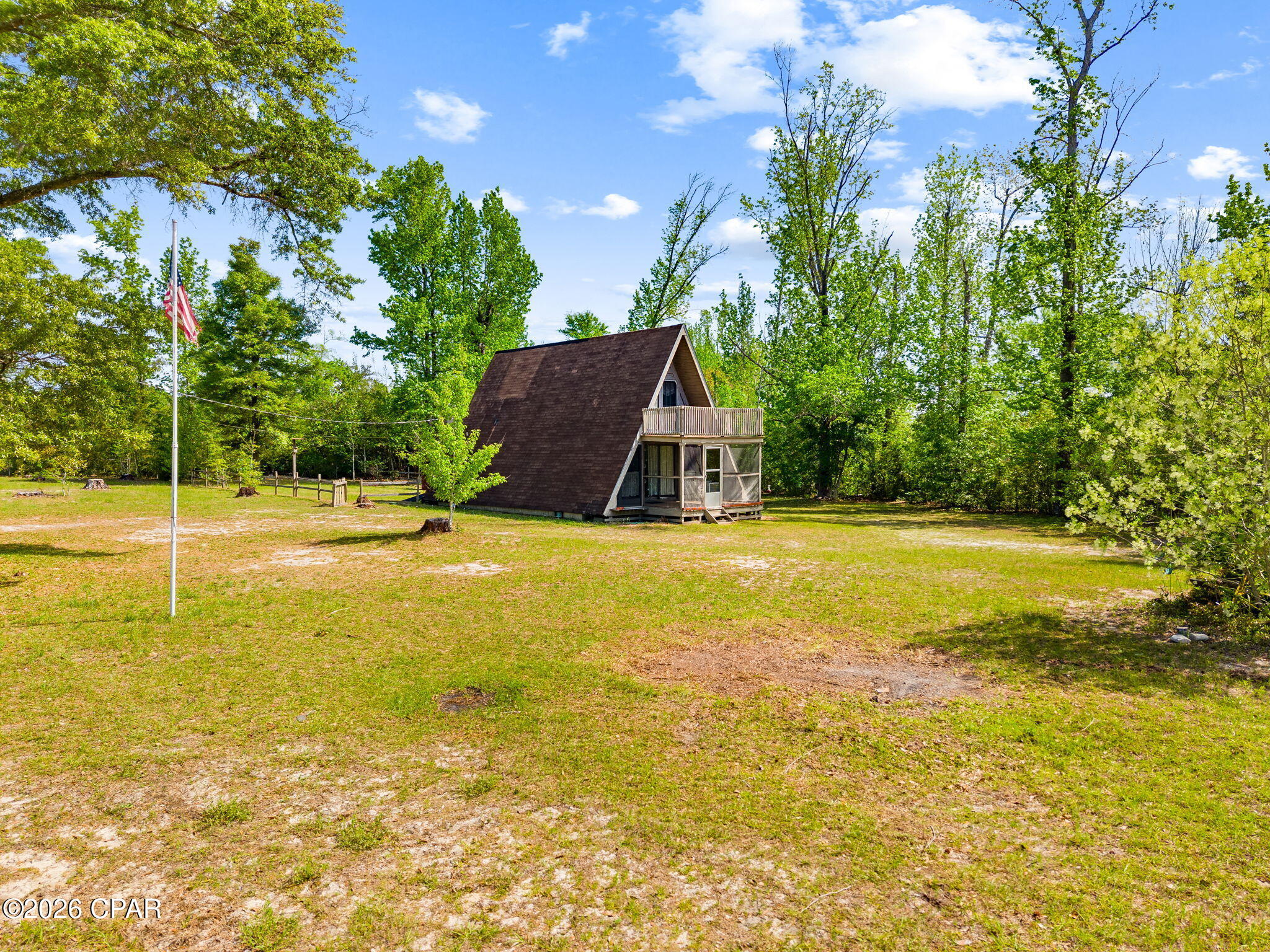 7516 Olde Mill Road Southport, FL 32409 - Photo 25 of 34