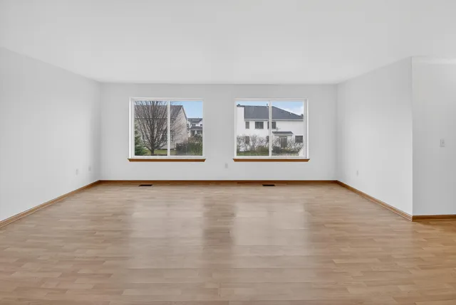 $779,000 | 6513 108th Avenue, Kenosha, WI 53142