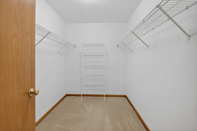 $800,000 | 6513 108th Avenue, Kenosha, WI 53142