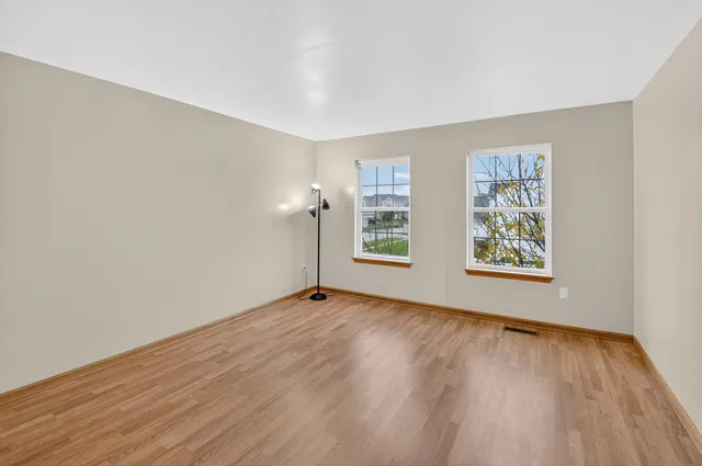 $800,000 | 6513 108th Avenue, Kenosha, WI 53142