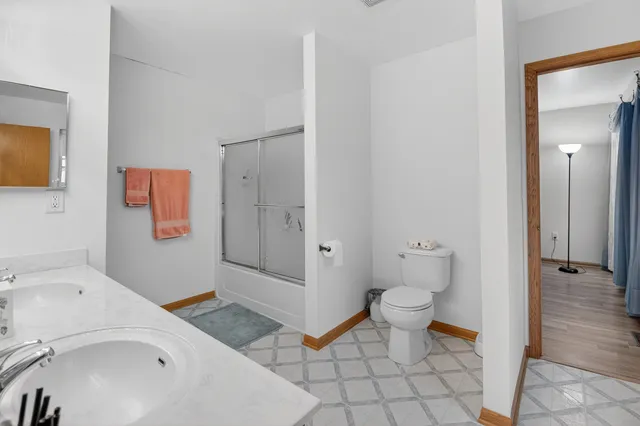 $779,000 | 6513 108th Avenue, Kenosha, WI 53142