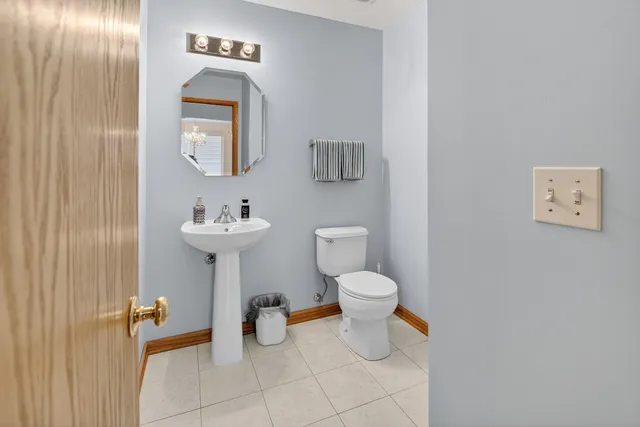 $779,000 | 6513 108th Avenue, Kenosha, WI 53142