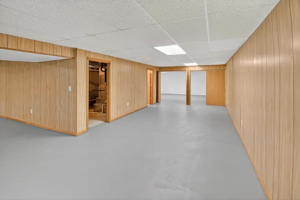 $645,000 | 6513 108th Avenue, Kenosha, WI 53142