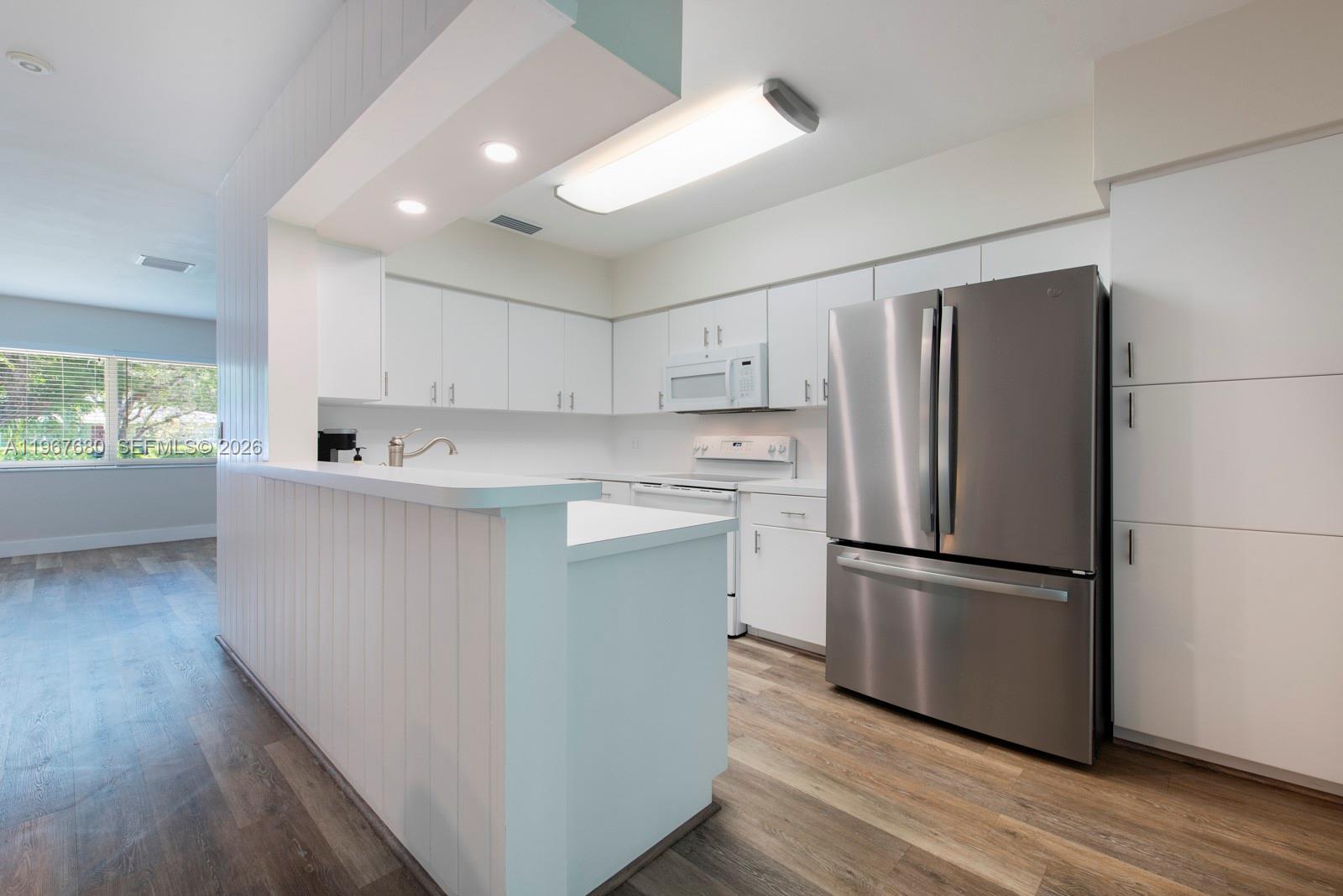 11745 Southwest 81st Road, Unit 11745 Pinecrest, FL 33156 - Photo 6 of 19