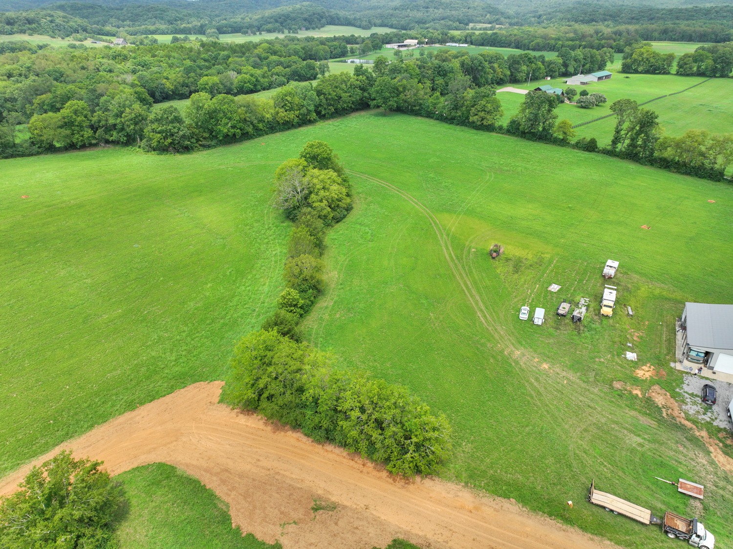 197 B Bugg Hollow Road Cottontown, TN 37048 - Photo 16 of 26 Gallery Image 16